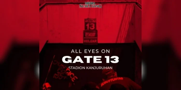 Pembongkaran Gate 13 Monumental Stadion Kanjuruhan (Media Suaragong)