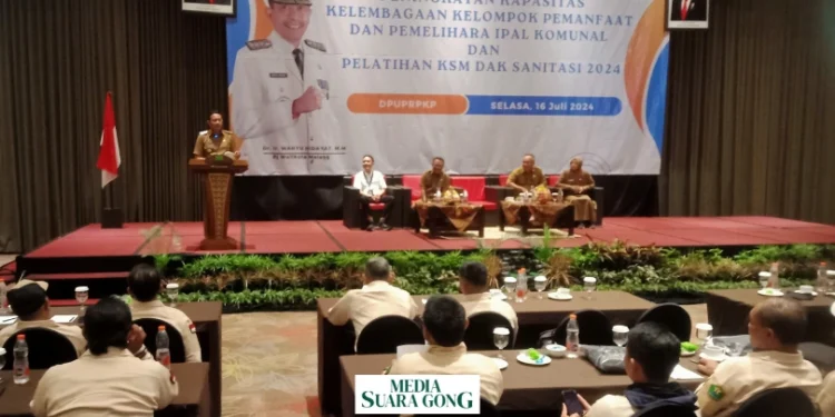 Wahyu Hidayat Dukung DPUPRKP Malang Sosialisasi Sanitasi Aman (Media Suaragong)