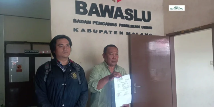 Tim Hukum Paslon Gunawan-Umar Kembali Ke Bawaslu Kabupaten Malang Untuk Melaporkan Plt Bupati Malang, Didik Gatot Subroto.