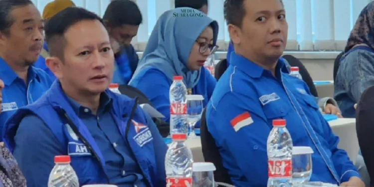 Ketua DPC Partai Demokrat Kota Batu, Hendra Angga Sonata, mengucapkan selamat dan sukses atas terpilihnya Nurochman dan Heli Suyanto (NH)